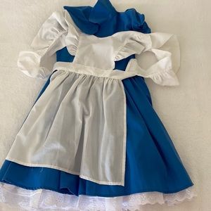 girls costume - alice in wonderland